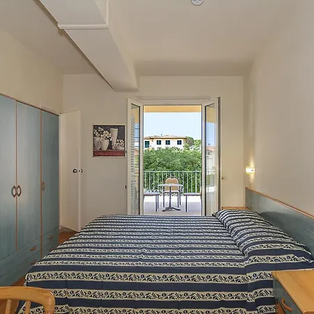 Apuana 3*