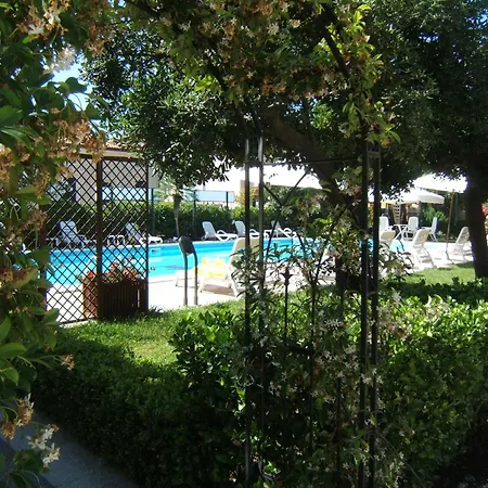 Apuana