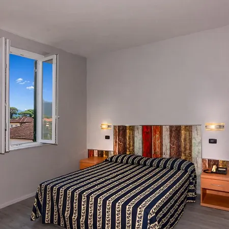Apuana 3*