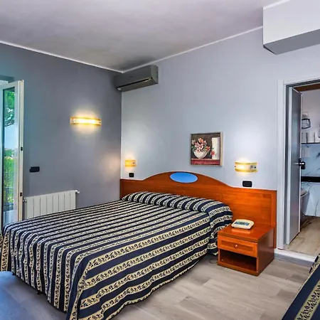 Apuana 3*